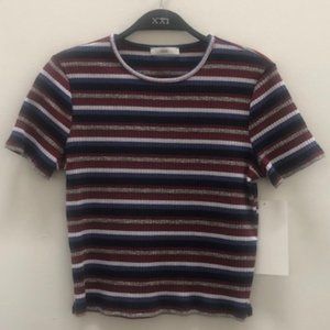 maroon blue and white stripped medium crop top